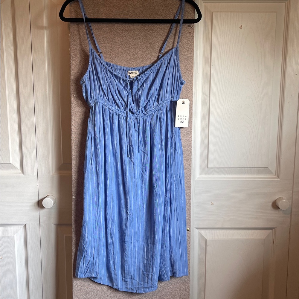 BILLABONG NWT Feelin Blue Tie Front Sundress In Blue Wink size Medium